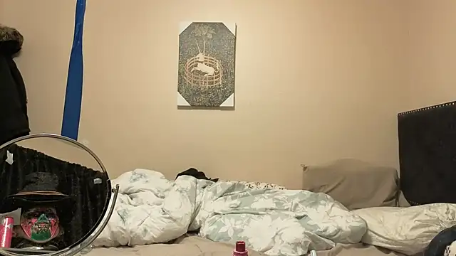 hailzeffn online show from March 30, 2026, 10:27 am