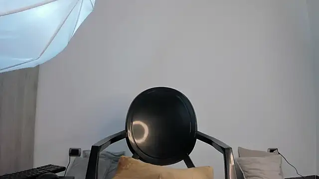  miamadison online show from March 15, 2025, 11:40 am