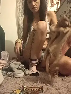 whitetrashdirtyslut online show from January 7, 2026, 2:03 am