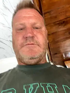 Snapshot of sexycouple109 chatting on October 26, 2025, 4:40 am sexycouple109 online show from October 26, 2025, 4:40 am