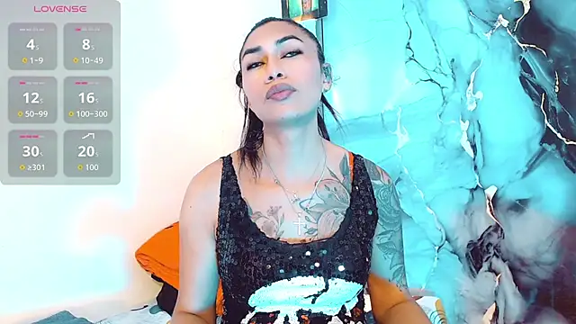 khiara moretti online show from November 22, 2025, 11:20 am