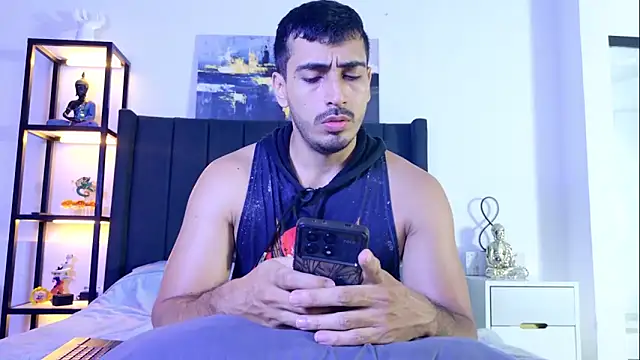 muscle ares online show from April 14, 2026, 11:33 pm