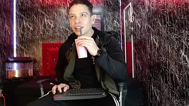 Baxter Dex online show from December 22, 2024, 6:06 am