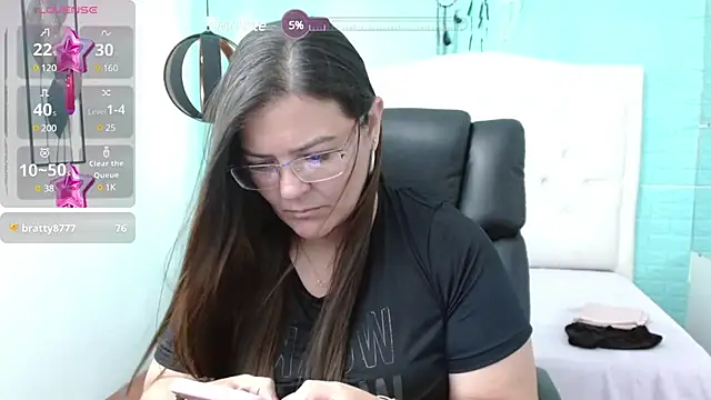 MsJossie online show from February 5, 2025, 2:40 am