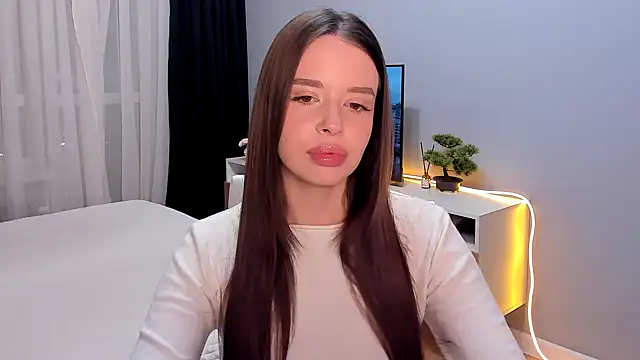 AmeliaBrian online show from December 18, 2024, 10:02 pm