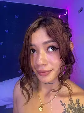 Snapshot of Roxanne_08 chatting on February 16, 2025, 9:59 am Roxanne 08 online show from February 16, 2025, 9:59 am