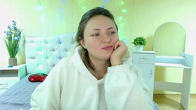 Snapshot of SallyVerda chatting on February 6, 2025, 4:21 am SallyVerda online show from February 6, 2025, 4:21 am
