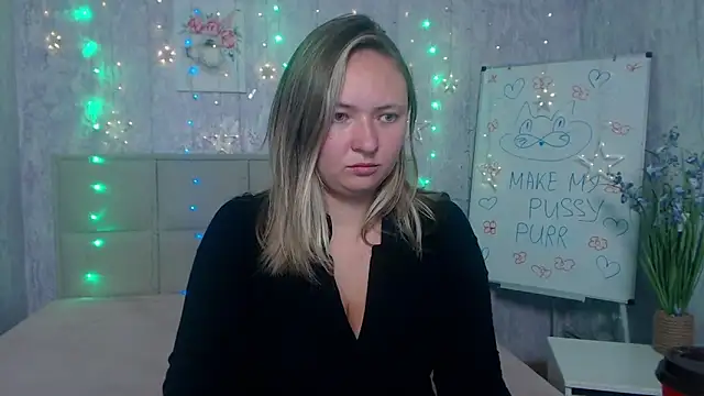 SallyVerda online show from October 7, 2025, 5:32 pm