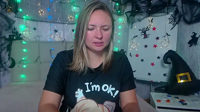 SallyVerda online show from October 17, 2025, 5:26 pm