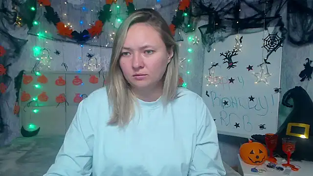 SallyVerda online show from October 26, 2025, 6:14 pm