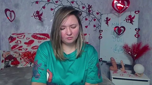 Snapshot of SallyVerda chatting on February 3, 2026, 6:57 pm SallyVerda online show from February 3, 2026, 6:57 pm