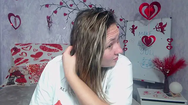 Snapshot of SallyVerda chatting on February 13, 2026, 6:26 pm SallyVerda online show from February 13, 2026, 6:26 pm