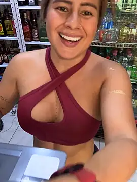 Snapshot of Amber_Martins_ chatting on February 4, 2025, 6:49 pm Amber Martins online show from February 4, 2025, 6:49 pm