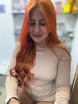 Snapshot of Amber_Martins_ chatting on November 5, 2025, 11:38 pm Amber Martins online show from November 5, 2025, 11:38 pm