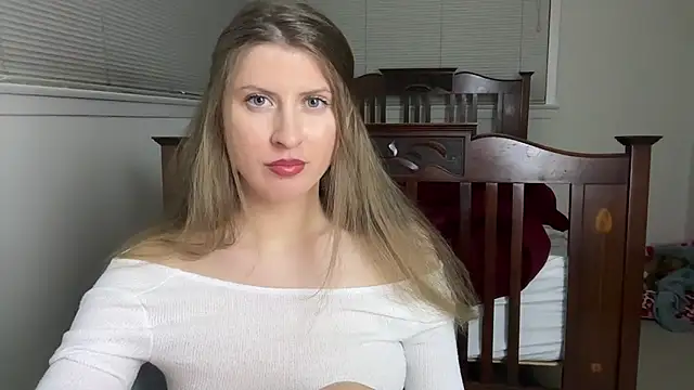 YUMIandbigWOLF online show from January 8, 2026, 4:15 am