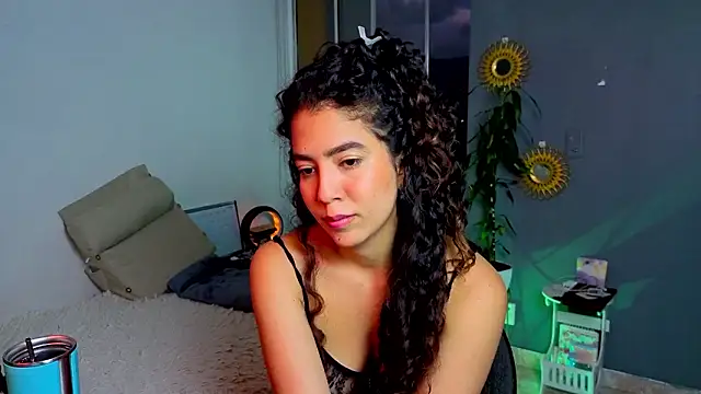 arteverena online show from February 2, 2026, 11:25 pm