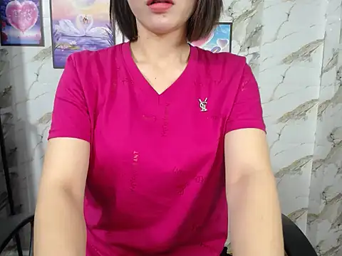 Snapshot of Love_bug15 chatting on March 15, 2025, 12:34 pm Love bug15 online show from March 15, 2025, 12:34 pm