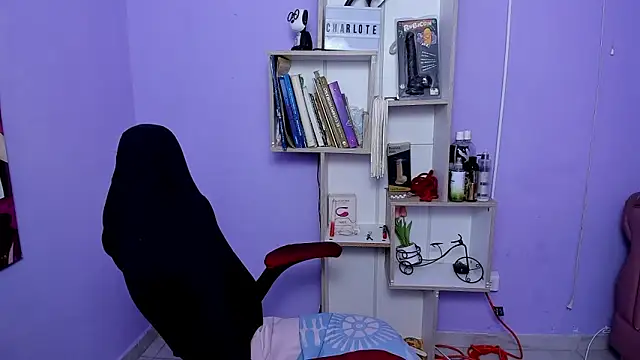 bbw charlote online show from October 16, 2025, 12:39 pm