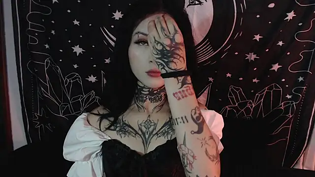 Snapshot of Isabella__dark chatting on January 7, 2025, 11:14 pm Isabella dark online show from January 7, 2025, 11:14 pm