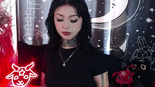 Snapshot of Isabella__dark chatting on February 10, 2025, 8:42 pm Isabella dark online show from February 10, 2025, 8:42 pm