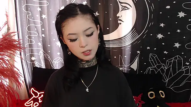 Snapshot of Isabella__dark chatting on February 19, 2025, 7:38 pm Isabella dark online show from February 19, 2025, 7:38 pm