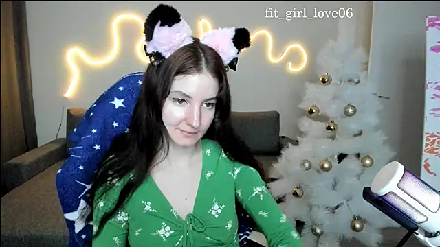 Snapshot of Bridget_fitness chatting on December 25, 2024, 6:19 pm Bridget fitness online show from December 25, 2024, 6:19 pm