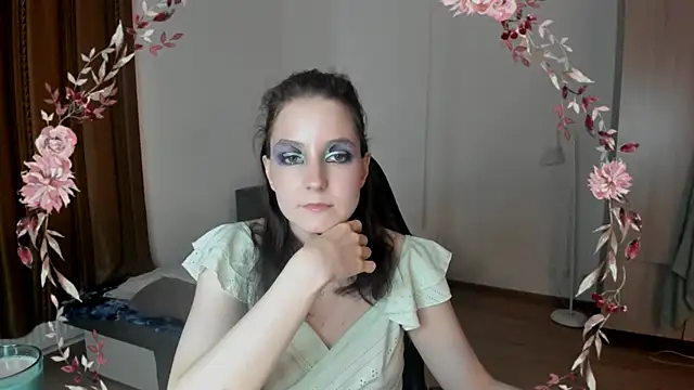 Snapshot of Bridget_fitness chatting on March 3, 2025, 1:53 pm Bridget fitness online show from March 3, 2025, 1:53 pm