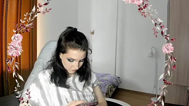 Snapshot of Bridget_fitness chatting on March 4, 2025, 12:22 pm Bridget fitness online show from March 4, 2025, 12:22 pm