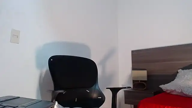 Snapshot of Mila_cams1_ chatting on February 15, 2026, 11:08 am Mila cams1 online show from February 15, 2026, 11:08 am