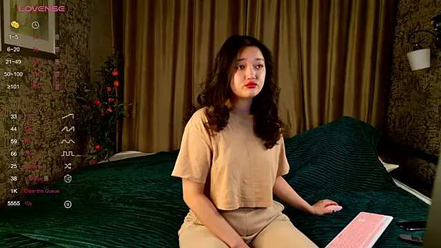 Snapshot of FreyaRaya chatting on November 26, 2025, 3:18 am FreyaRaya online show from November 26, 2025, 3:18 am