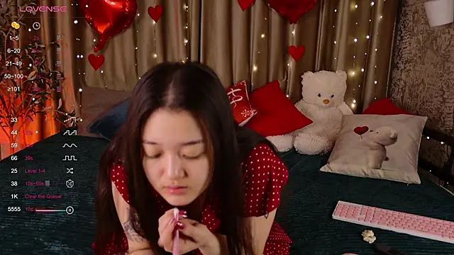 Snapshot of FreyaRaya chatting on February 14, 2026, 3:58 am FreyaRaya online show from February 14, 2026, 3:58 am