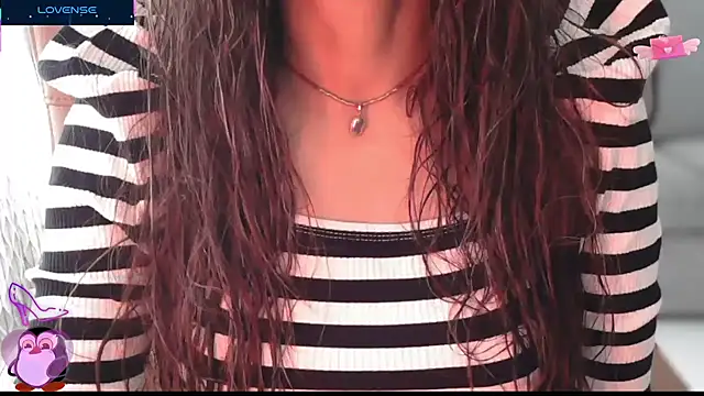 Snapshot of _Blue_Ruubyy_ chatting on October 19, 2025, 11:22 am Blue Ruubyy online show from October 19, 2025, 11:22 am