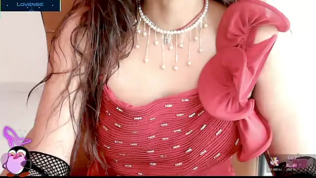 Snapshot of _Blue_Ruubyy_ chatting on November 6, 2025, 11:55 am Blue Ruubyy online show from November 6, 2025, 11:55 am