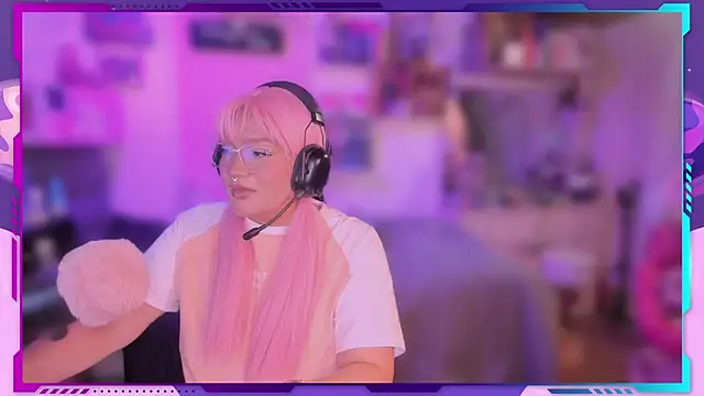 MegariaB online show from December 22, 2025, 4:31 am