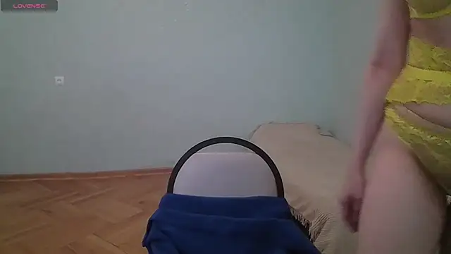 Snapshot of LanaDreamX chatting on January 12, 2025, 8:04 am LanaDreamX online show from January 12, 2025, 8:04 am