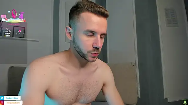 EnriqueBarberry online show from October 12, 2025, 5:28 am