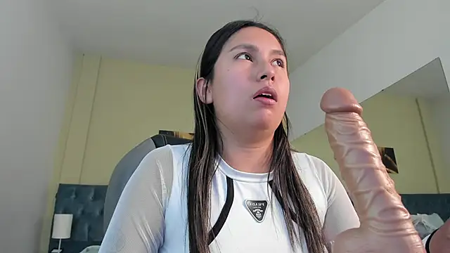  Natalie18 online show from February 2, 2025, 8:30 pm