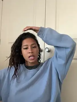 VanessaBling online show from December 20, 2024, 1:03 am