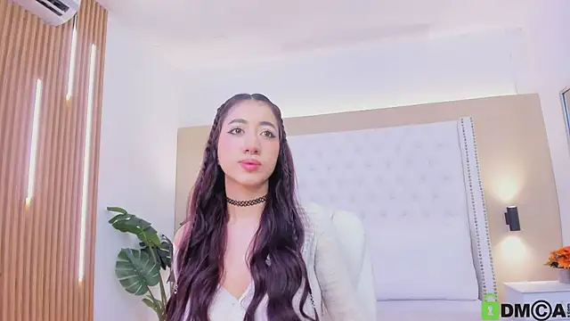 Snapshot of celeste_wayne chatting on December 21, 2025, 2:24 pm celeste wayne online show from December 21, 2025, 2:24 pm