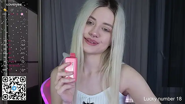 Snapshot of mybunnywendy chatting on February 2, 2026, 3:55 pm mybunnywendy online show from February 2, 2026, 3:55 pm