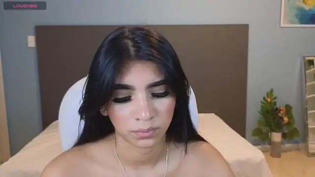 Snapshot of maiaa_ruiz chatting on January 14, 2025, 1:28 pm maiaa ruiz online show from January 14, 2025, 1:28 pm