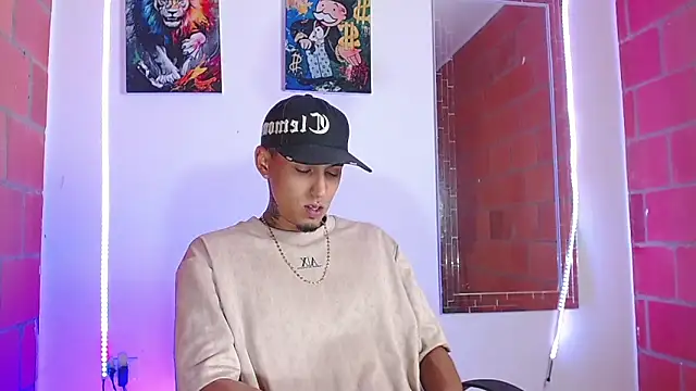 Liam lee online show from March 24, 2026, 10:37 pm