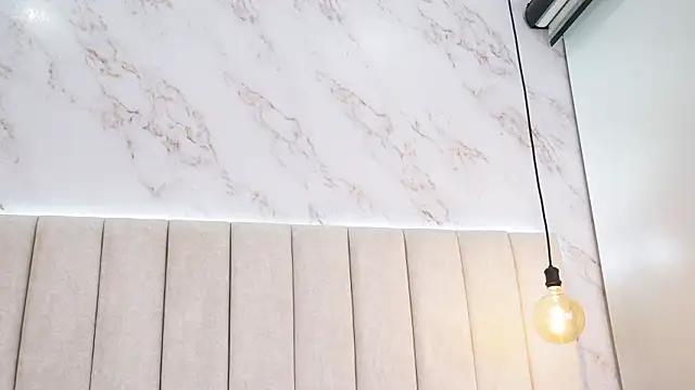 Snapshot of Annyy_Rosse chatting on February 21, 2026, 6:58 am Annyy Rosse online show from February 21, 2026, 6:58 am