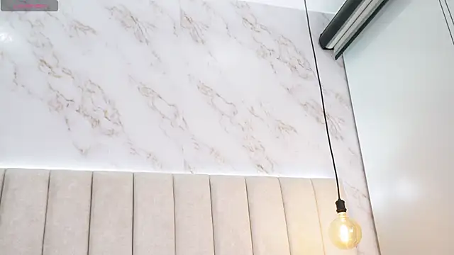 Annyy Rosse online show from April 10, 2026, 5:56 am