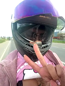 Juana 777 online show from November 10, 2025, 10:09 pm