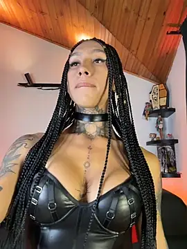 Juana 777 online show from May 22, 2026, 3:35 am