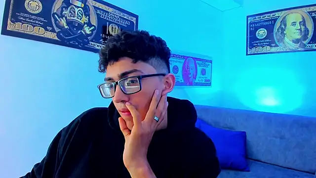 TylerWhite  online show from January 14, 2025, 6:34 am