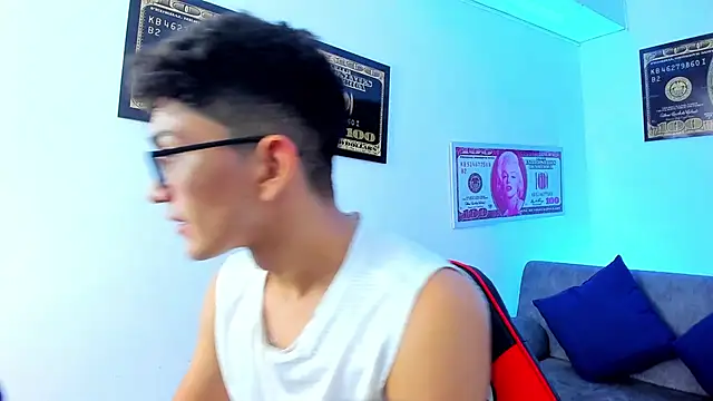 TylerWhite  online show from January 19, 2025, 6:09 am