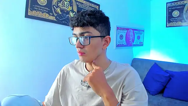 TylerWhite  online show from January 25, 2025, 2:47 am