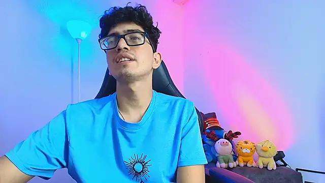 TylerWhite  online show from December 20, 2025, 4:19 am